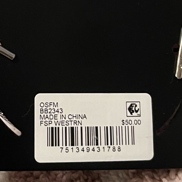 The best stocking stufferBelk Silver works,silver plated brand new boho bracelet - Picture 2 of 4